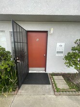 7160 Cerritos Ave-Unit -7160 Cerritos Ave Unit A in Stanton, CA - Building Photo - Building Photo