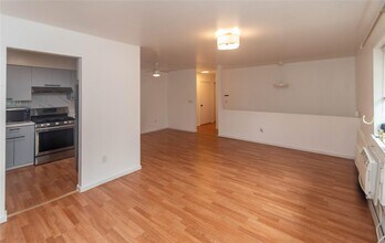 312 Ruth Ct in Middletown, NY - Building Photo - Building Photo