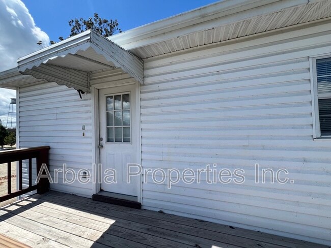 property at 649 Arch St