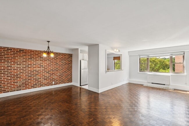 8800 88th St in North Bergen, NJ - Building Photo - Building Photo