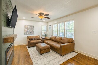 4809 W 75th St in Prairie Village, KS - Building Photo - Building Photo