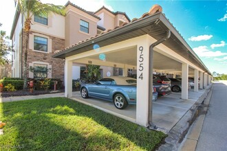 9554 Trevi Ct in Naples, FL - Building Photo - Building Photo