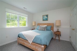 32 Tum-A-Lum Cir in Westerly, RI - Building Photo - Building Photo