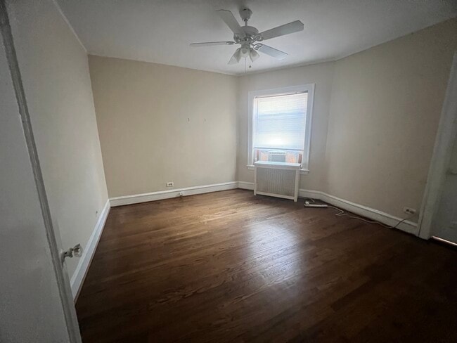 6354 N Paulina St, Unit 1 in Chicago, IL - Foto de edificio - Building Photo