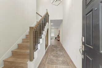 1822 Calabasas Way in Houston, TX - Building Photo - Building Photo