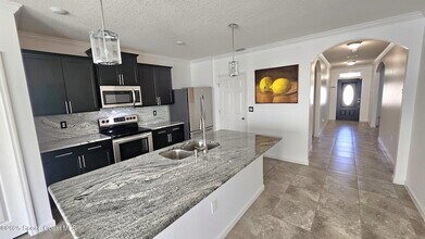 965 Newton Cir in Rockledge, FL - Building Photo - Building Photo