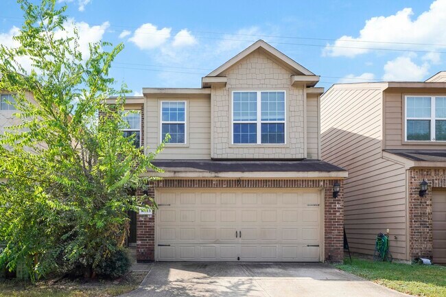 10913 Panther Ct in Houston, TX - Building Photo - Building Photo