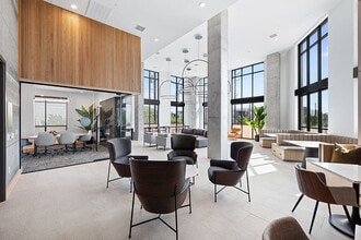 East Bend Apartments in Houston, TX - Building Photo - Building Photo