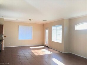 8633 Nature Scene Dr in Las Vegas, NV - Building Photo - Building Photo