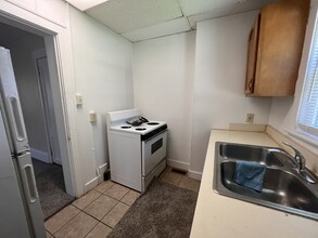 1425 Marcy St, Unit Up in Akron, OH - Building Photo - Building Photo