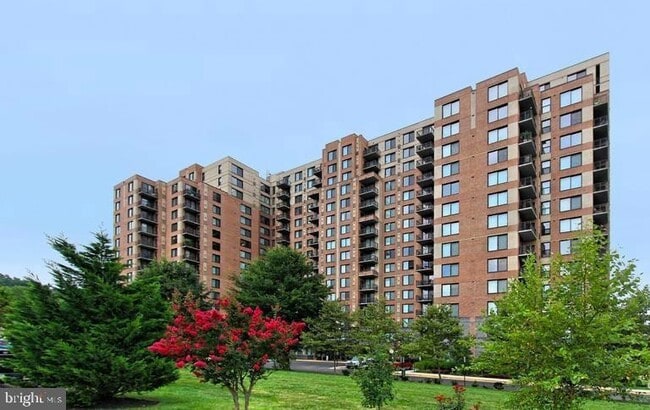property at 2451 Midtown Ave