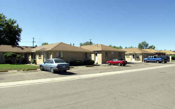 7720-7726 W 39th Ave in Wheat Ridge, CO - Building Photo