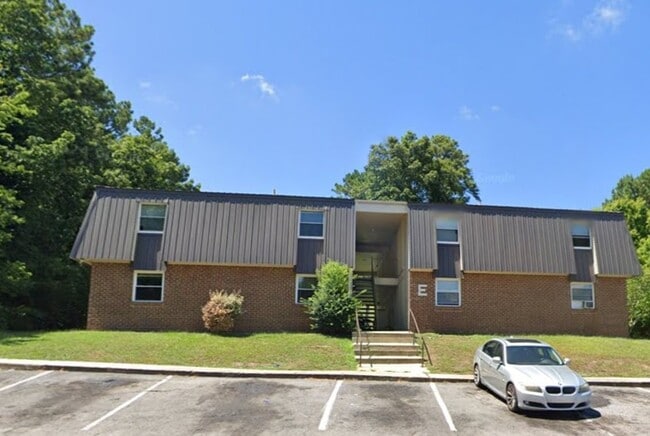 property at 2300 Deerman St