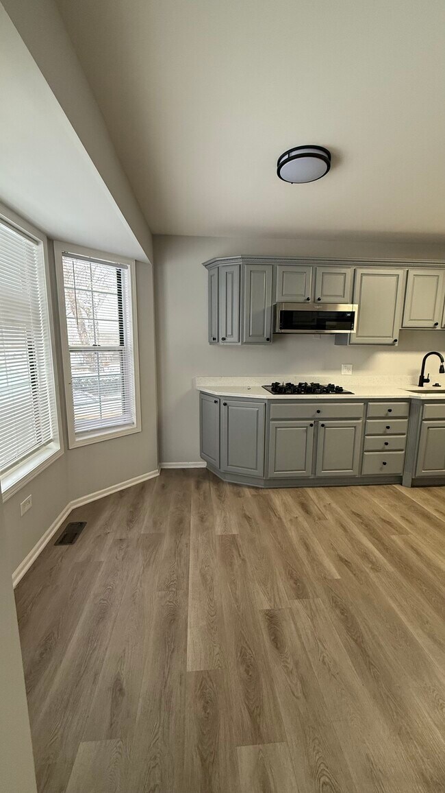 3531 Princeton Ave in Aurora, IL - Building Photo - Building Photo