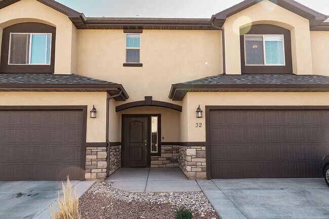 property at 1549 N Northfield Rd