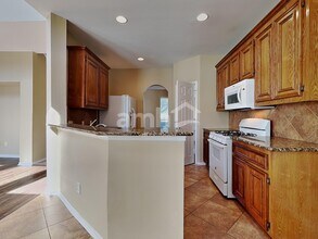 2718 Lakecrest Way Dr in Katy, TX - Building Photo - Building Photo