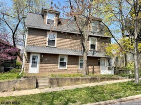 127 E Irvin Ave, Unit 127 in State College, PA - Building Photo