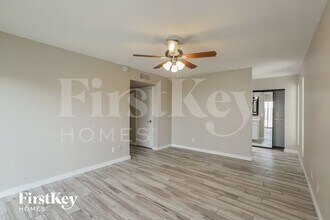 4451 W Sweetwater Ave in Glendale, AZ - Building Photo - Building Photo