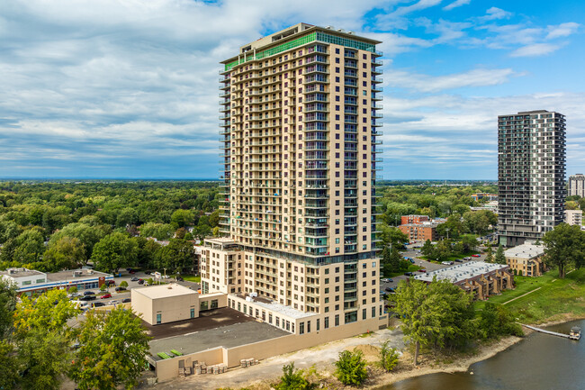 Manoir Repentigny in Repentigny, QC - Building Photo - Building Photo