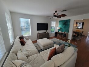4338 Grove Park Dr in Tallahassee, FL - Building Photo - Building Photo