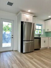 138 SW 5th Ave in Delray Beach, FL - Building Photo - Building Photo