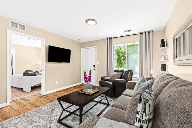 18415 Sharon Ln, Unit SI ID1054652P in Roseville, MI - Building Photo - Building Photo