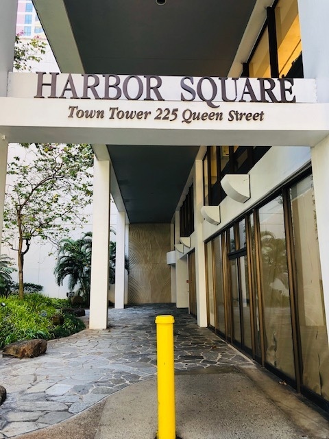 225 Queen St in Honolulu, HI - Building Photo - Building Photo