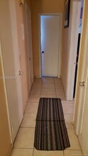 1855 Plunkett St-Unit -204 in Hollywood, FL - Foto de edificio - Building Photo