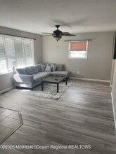 4 Lake Huron Dr in Little Egg Harbor Township, NJ - Building Photo - Building Photo