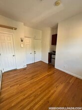 49 S Huntington Ave in Boston, MA - Building Photo - Building Photo