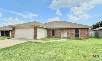 2010 Sandstone Dr in Killeen, TX - Building Photo