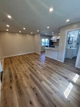 1107 Ferry St, Unit A in Lafayette, IN - Foto de edificio - Building Photo