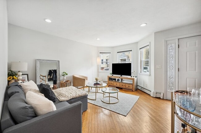 451 E 8th St, Unit 451