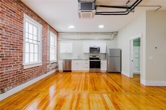 306 W Wisconsin Ave in DeLand, FL - Building Photo - Building Photo