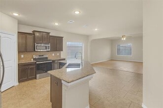 659 Owen Trail in Grand Prairie, TX - Building Photo - Building Photo