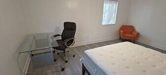 6519 W Newberry Rd in Gainesville, FL - Building Photo