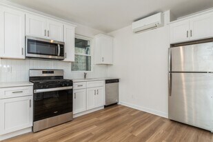 164 Glenwood Ave, Unit 101 in Bloomfield, NJ - Building Photo