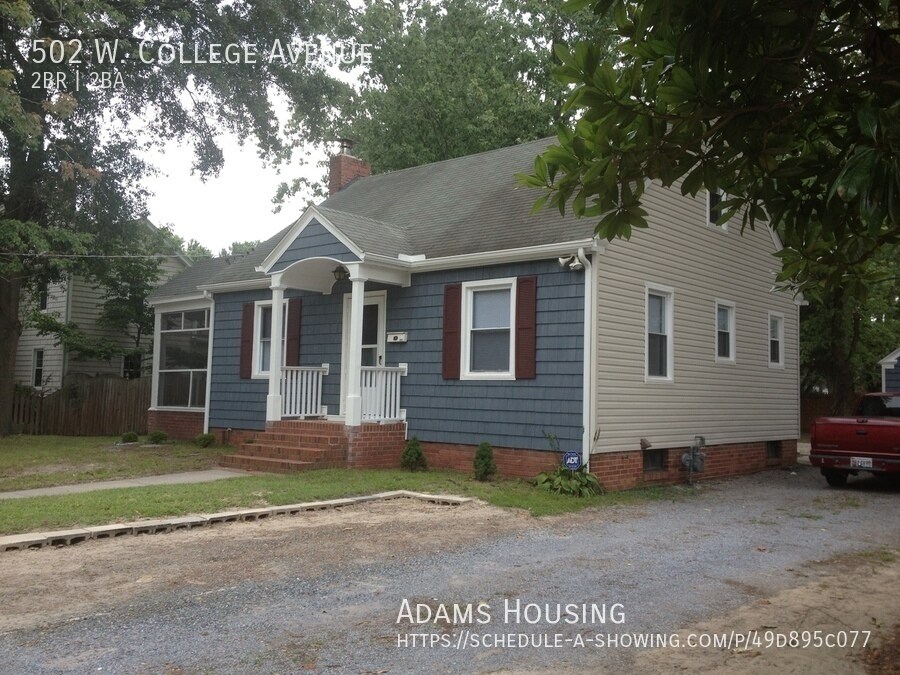 502 W College Ave in Salisbury, MD - Foto de edificio