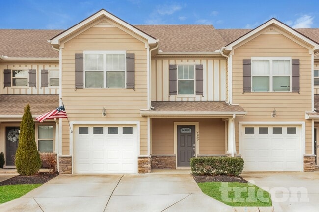 property at 4009 Commons Dr