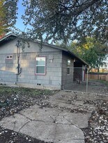 350 Wilkie St in Eugene, OR - Building Photo