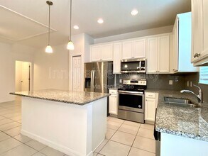 6898 Tussilago Way in Orlando, FL - Building Photo - Building Photo