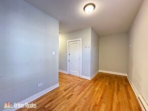 4426 N Wolcott Ave, Unit J05W in Chicago, IL - Foto de edificio - Building Photo