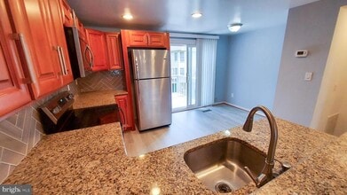 8709 Ravenglass Way in Gaithersburg, MD - Building Photo - Building Photo