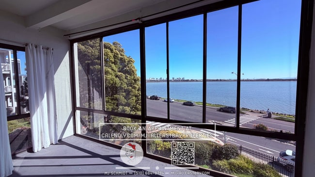 3 Admiral Dr in Emeryville, CA - Building Photo - Building Photo