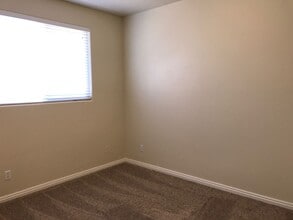 2050 W Canyon View Dr in Saint George, UT - Building Photo - Building Photo