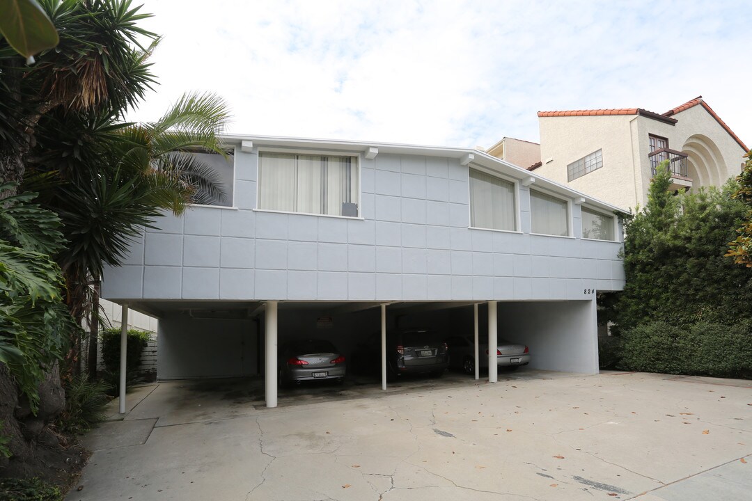 824 6th St in Santa Monica, CA - Foto de edificio