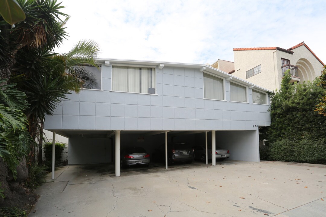 824 6th St in Santa Monica, CA - Building Photo