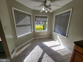 6002 Bridgepointe Dr in Chester, MD - Building Photo - Building Photo
