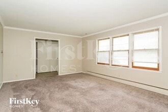302 E Brunswick Ave in Indianapolis, IN - Building Photo - Building Photo
