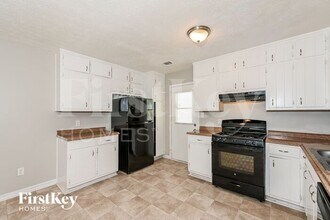 2848 Maple Grove Dr in Rex, GA - Building Photo - Building Photo